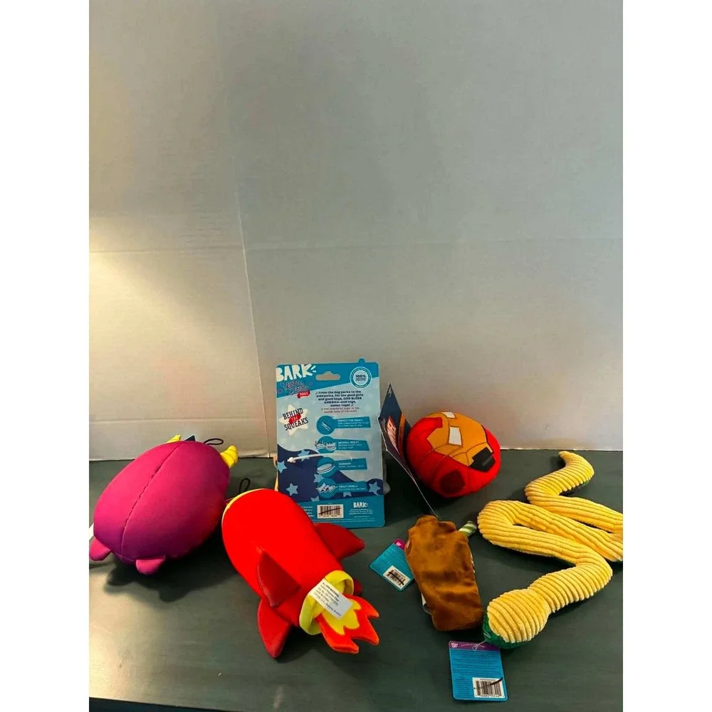 Bark Marvel Play On Dog Toy Bundle OS Multicolor‎ New Squeaker Plush Lot 6pc